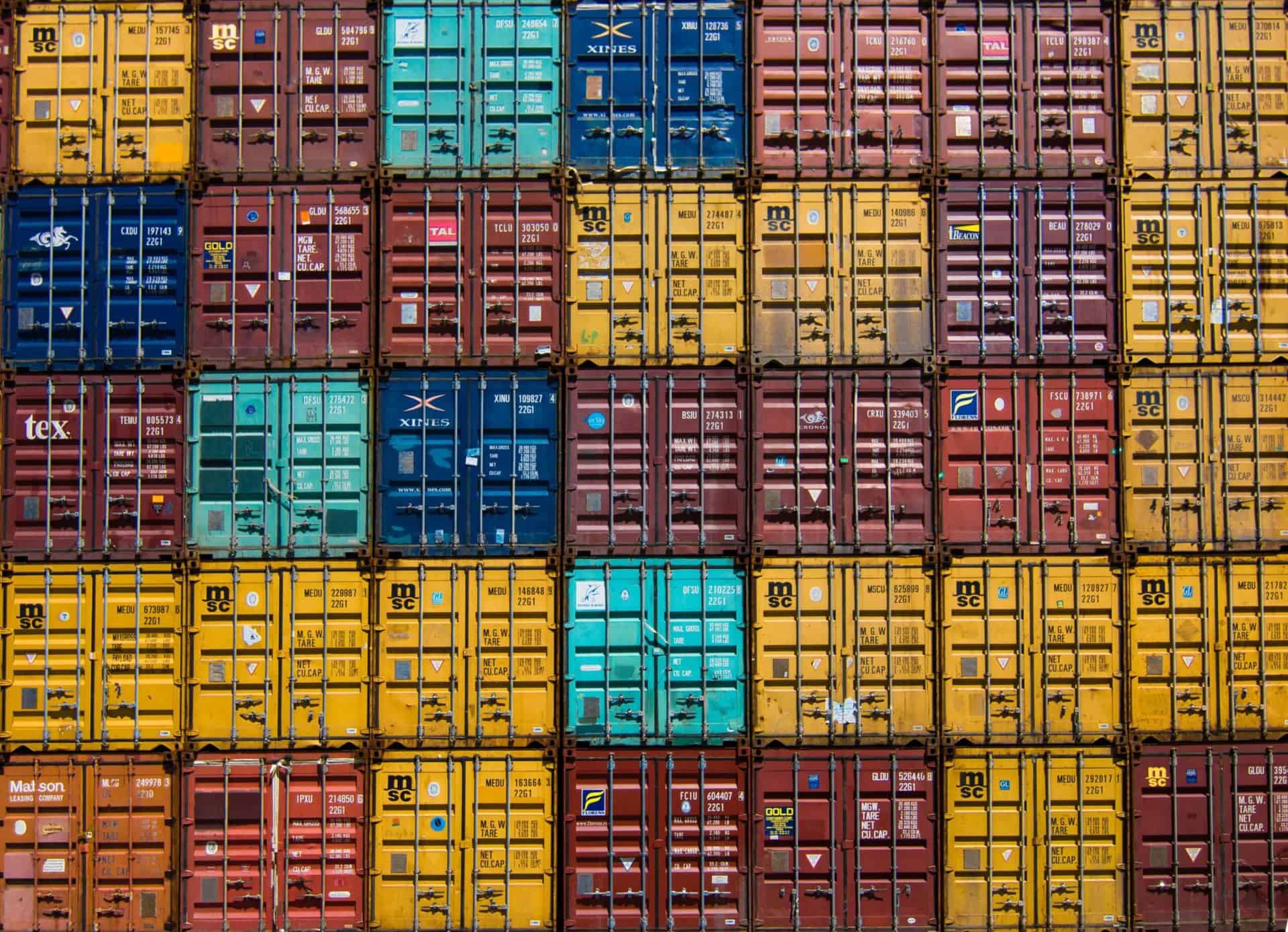 Container - Hafen[https://unsplash.com/photos/uBe2mknURG4]