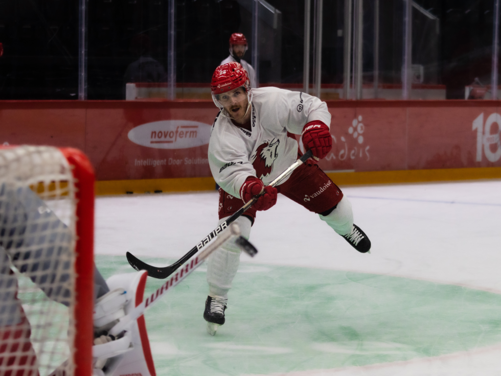 MySports Eishockey - [https://unsplash.com/photos/sr_o7lxFjss]